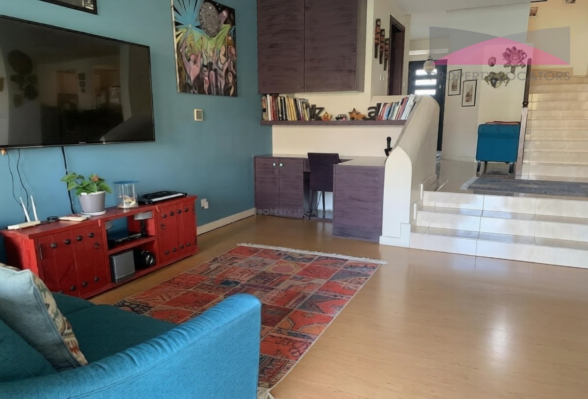 afc3a95c-fcf9-4f1c-b5d6-88c5bdc4a2dc_0