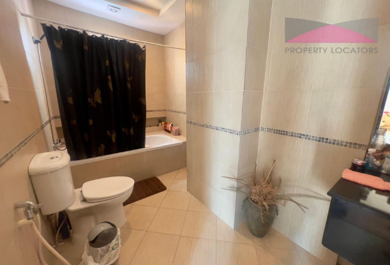 542a94a3-d595-4206-9c70-55cce39d4728