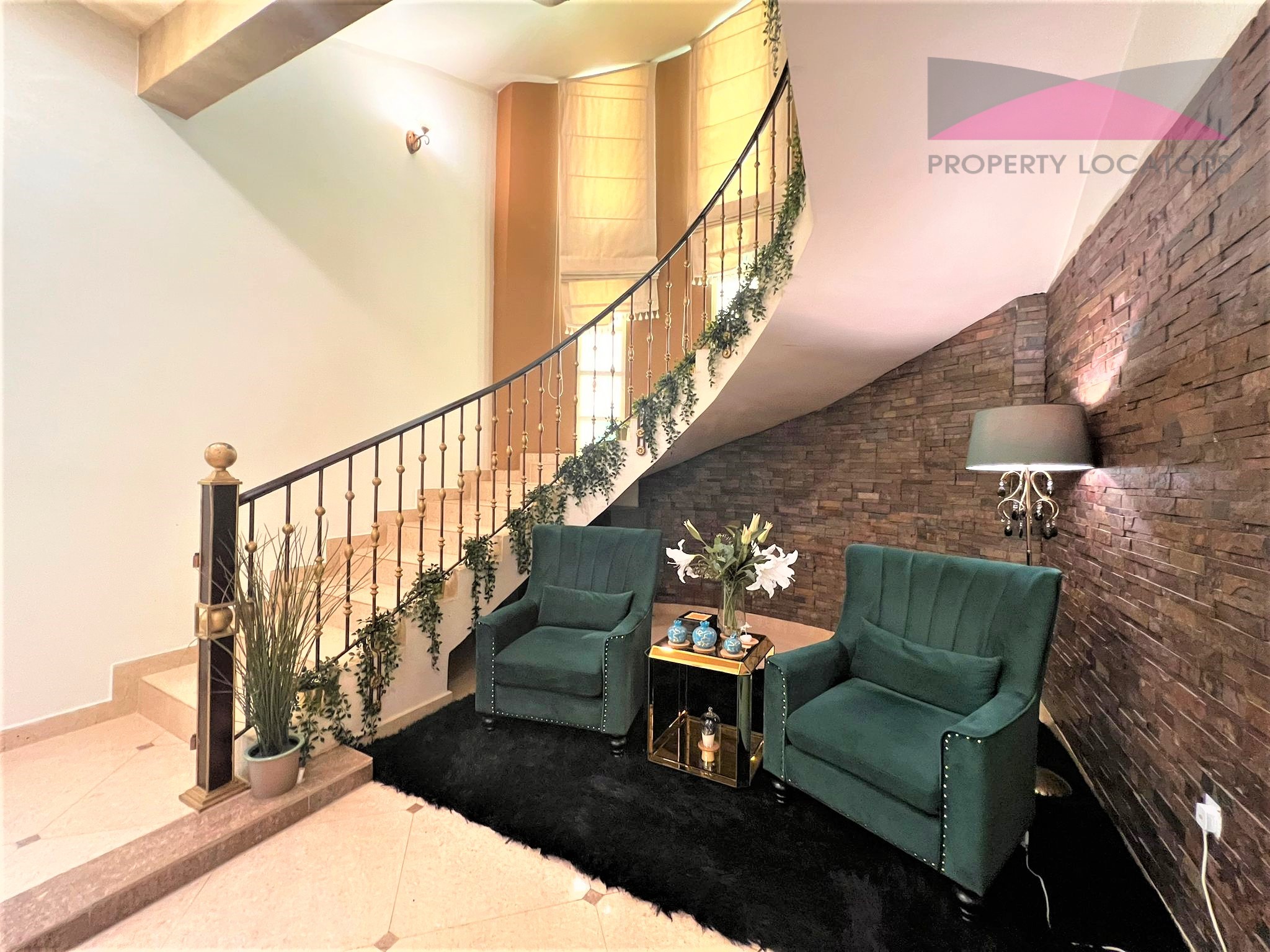 abff96d8-1a1f-420a-adfa-086456a91a3a