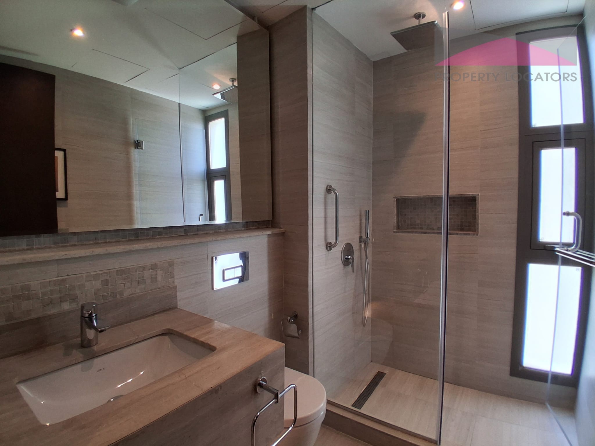 0380d2e8-2ff7-4aec-8cea-85c3365774f4