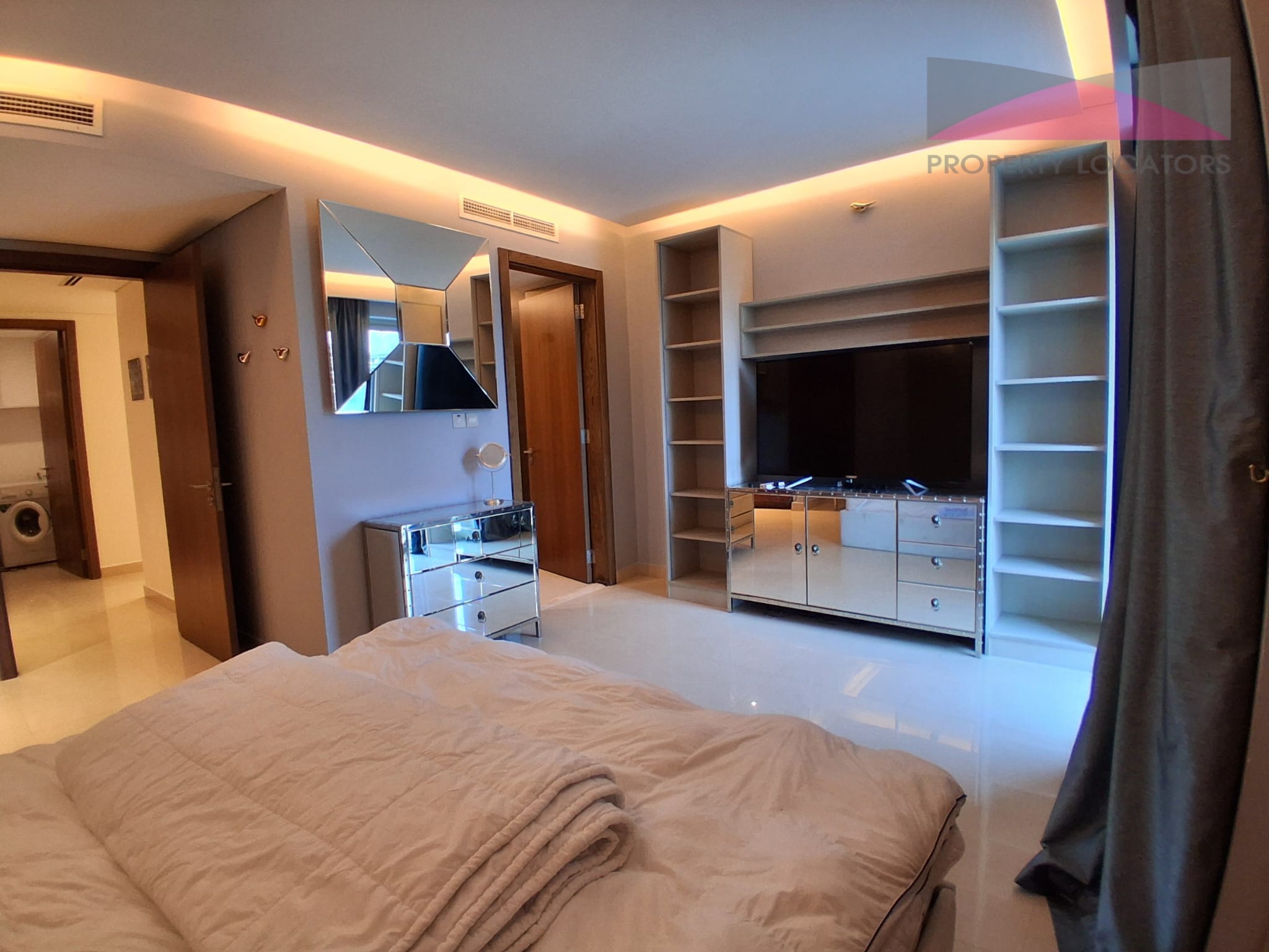 06ff5f17-e744-435d-84c3-a1897b61d3a9