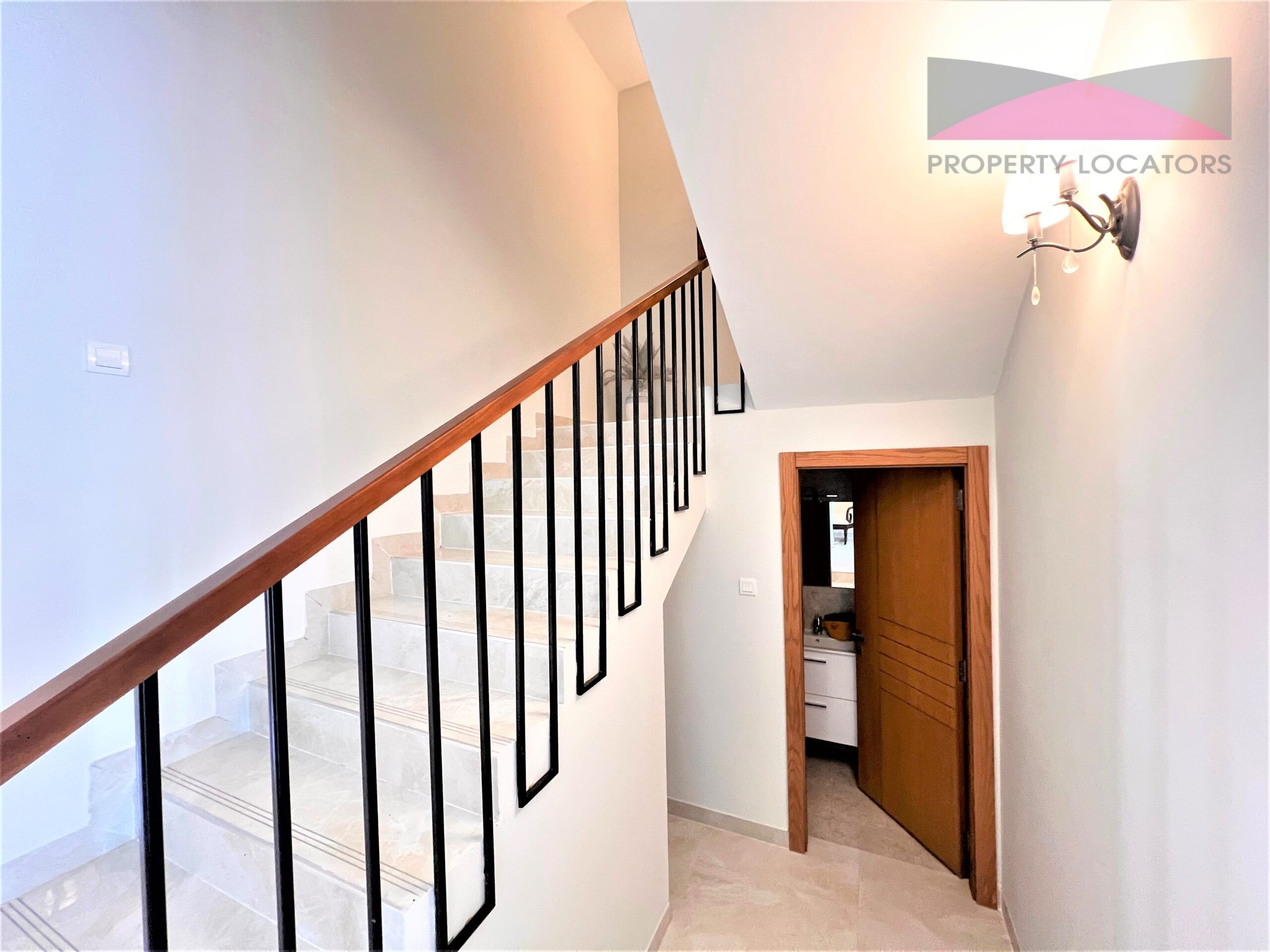 2daf06dd-23f4-4032-8094-25ef39d0ddef