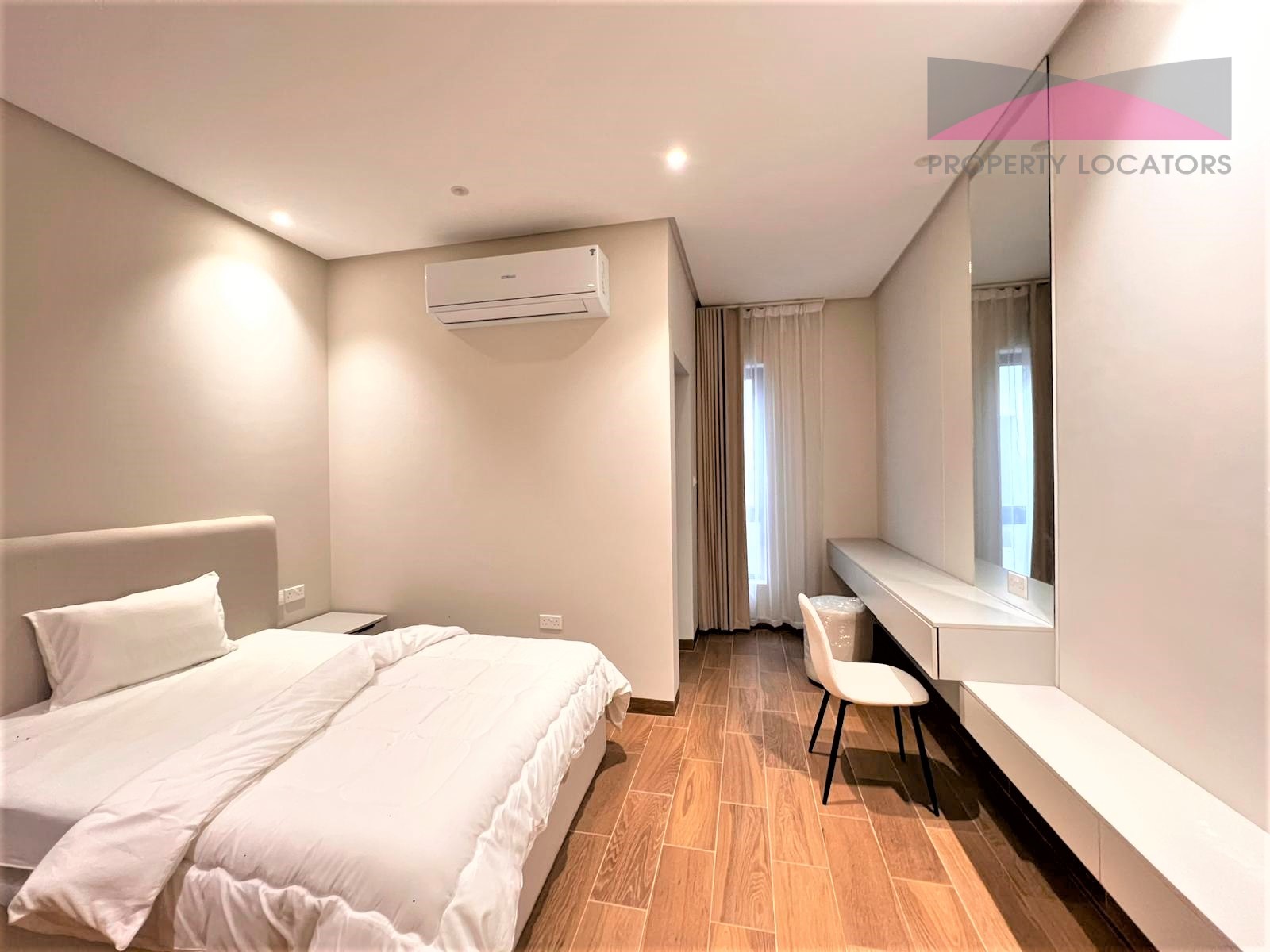 41fe6570-dfeb-4319-9213-8bf259fa7900