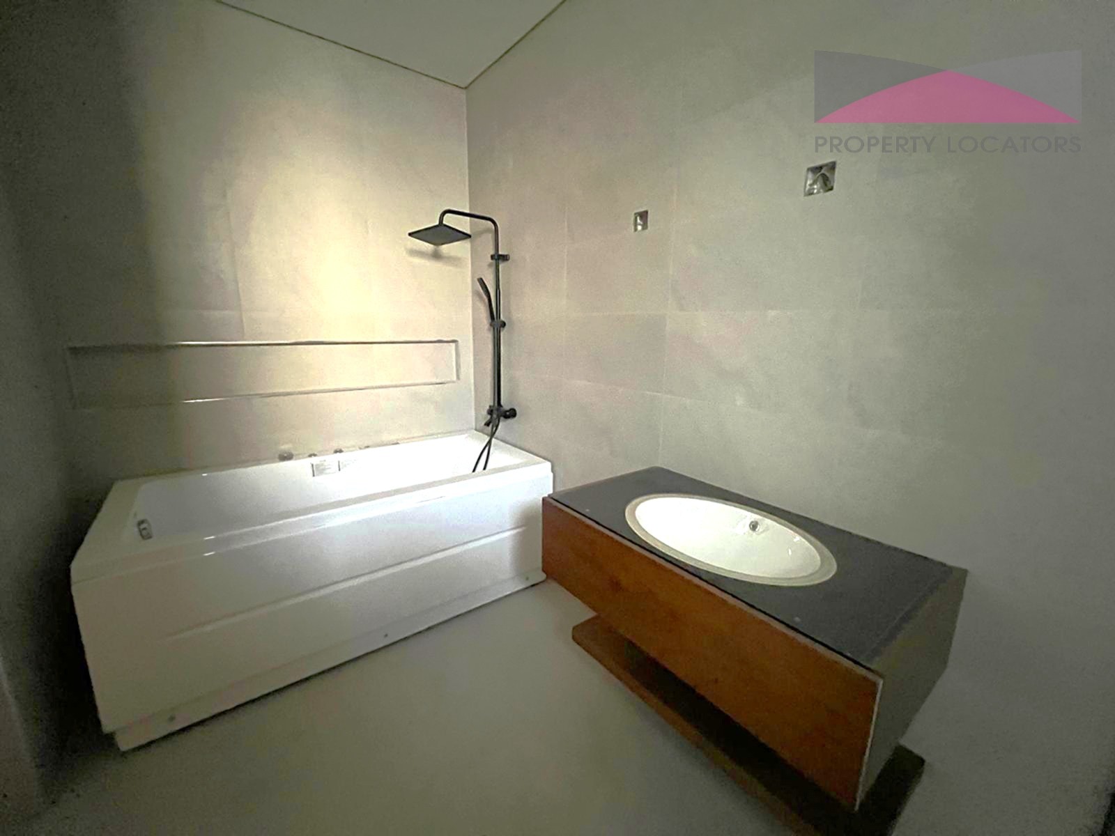 WhatsApp Image 2024-12-09 at 15.31.03_36436c68