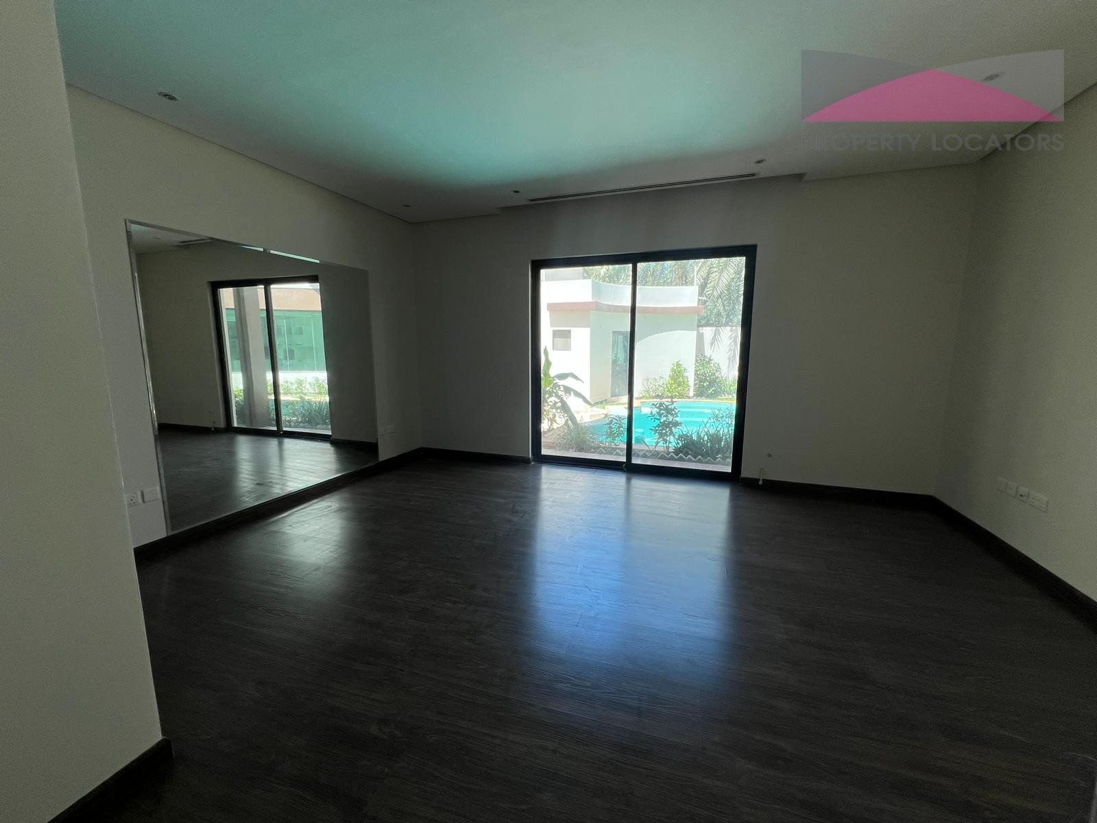 e1d12010-3fc0-40aa-bc42-eb6533400116